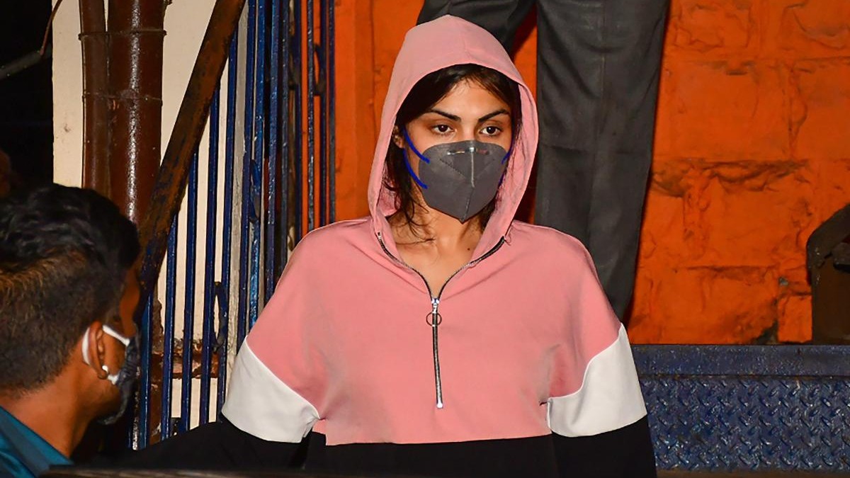 Mumbai court orders defreezing of Rhea Chakraborty's bank account in drugs case