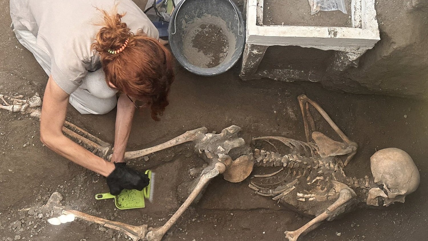 Archaeologists use AI to generate image of Pompeii victim