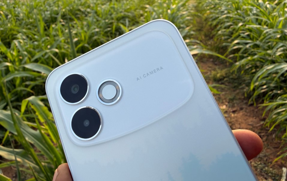 Oppo F33 Pro 5G.