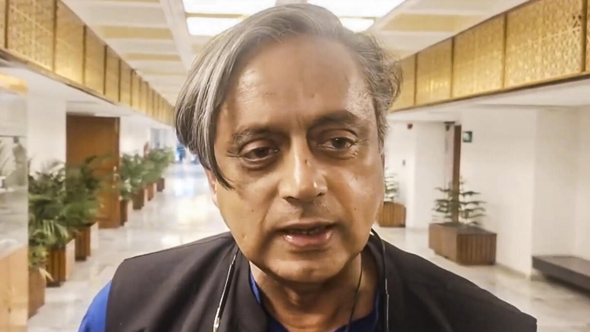 Shashi Tharoor junks Rijiju's claim that he agreed Congress is 'anti-women'; hails his party