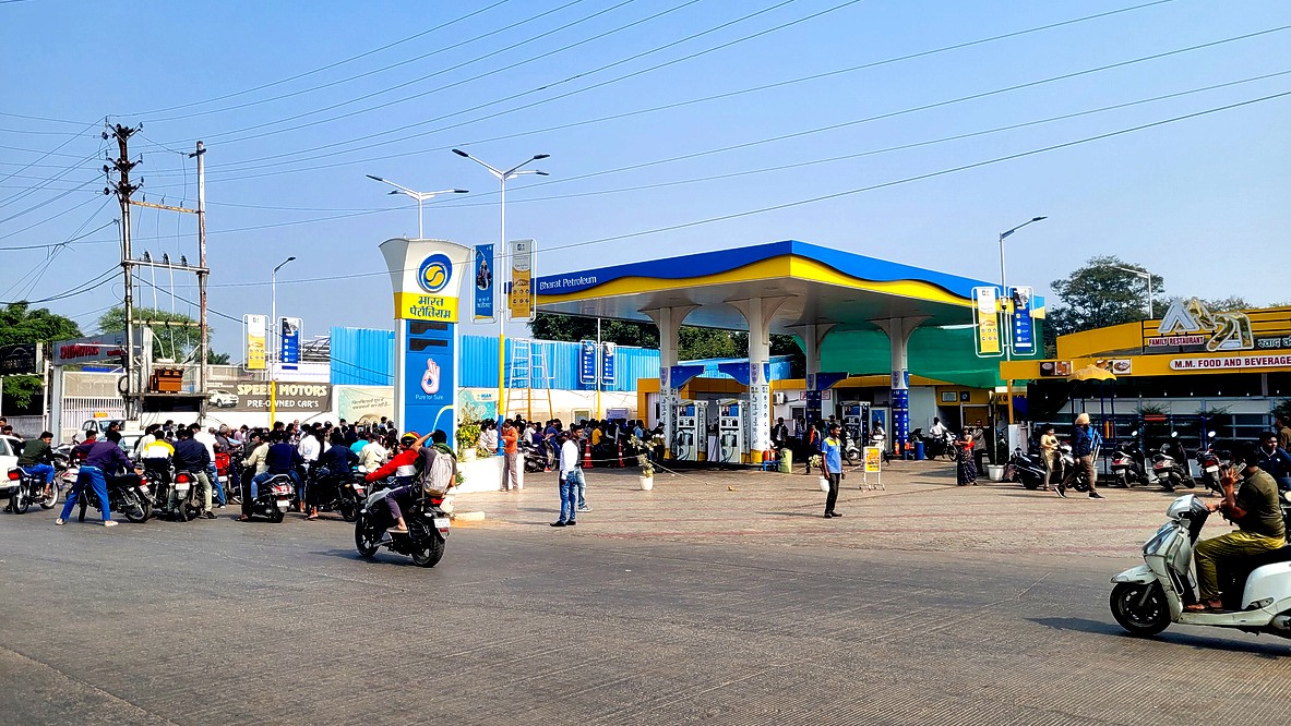 Centre rules out petrol, diesel price hike