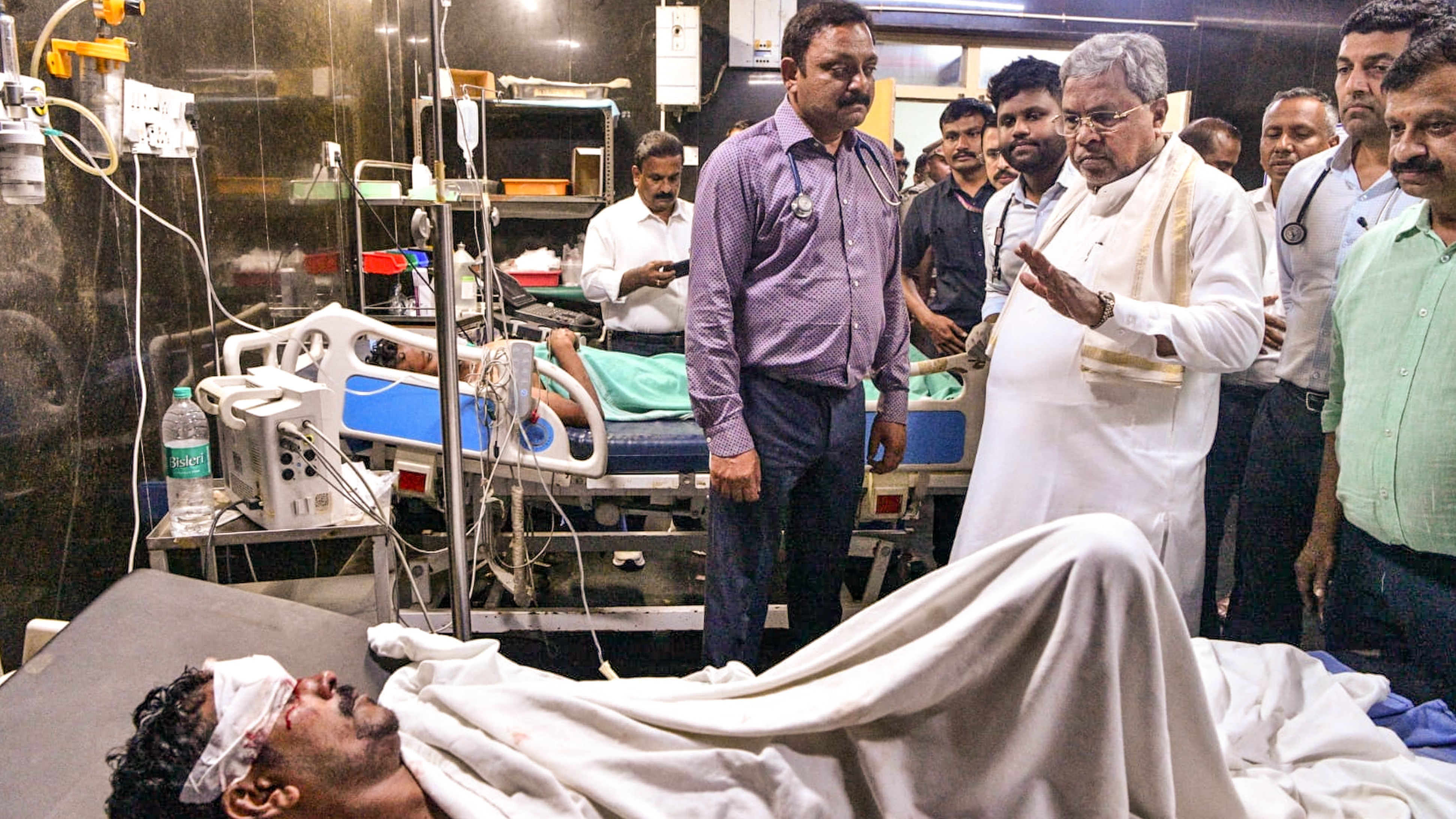 Grief outside, anger within: Families wait as CM Siddaramaiah's visit blocks hospital access after wall collapse in Bengaluru