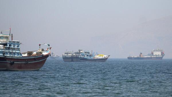 US naval blockade squeezes Iran's oil exports, forces crude onto floating storage