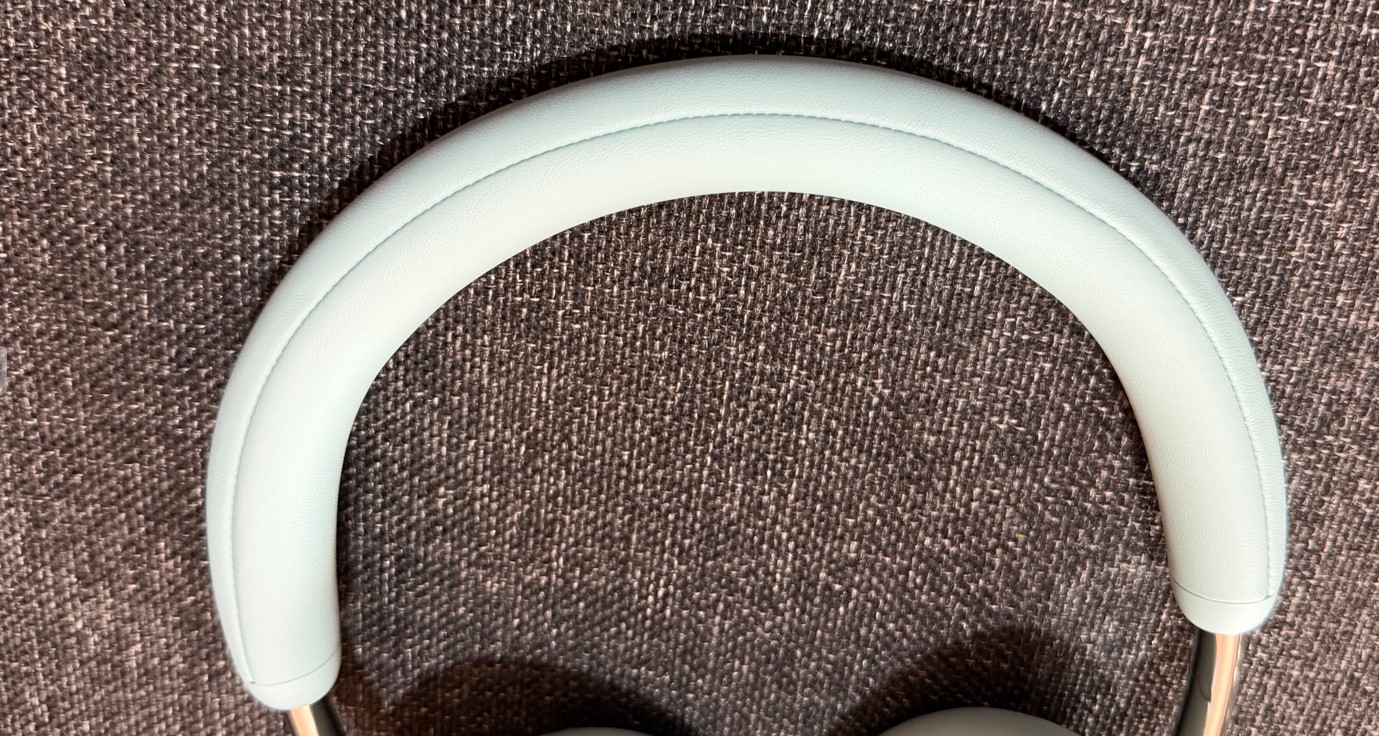 Nothing's CMF Headphones Pro's headband.