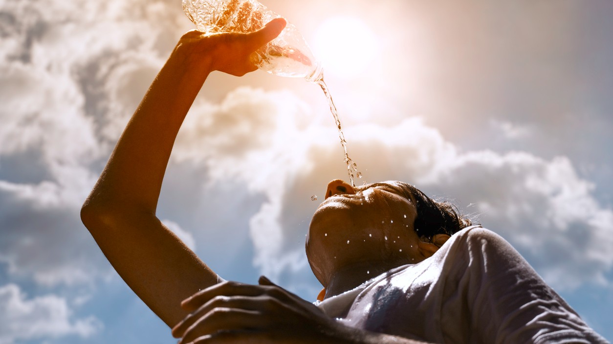 Mercury spikes don't go easy on blood flow; Link between heat stress and heart attacks