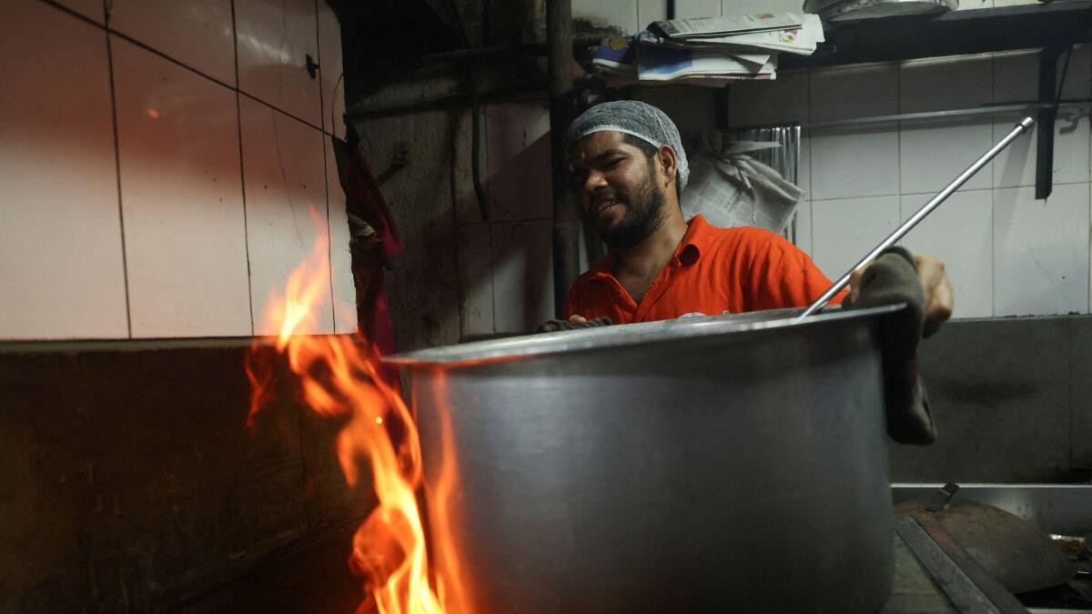 Commercial cylinder hike hits Mysuru's hospitality sector; hotel food to be costlier by 15%