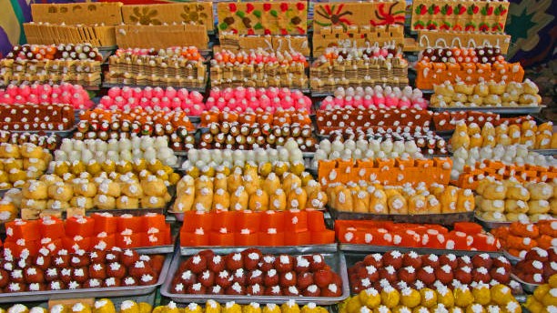  “Modishree”, “Joy Bangla” sweets add colour to Bengal’s result-day anticipation