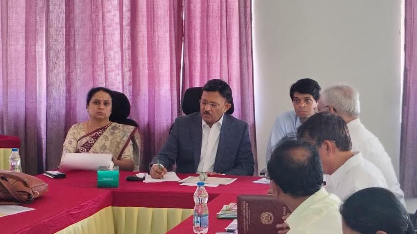 Mysuru: Focus on revenue collection &  strengthening power supply, ACS Gupta directs