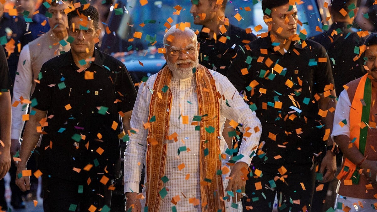 Modi speech: PM urges focus on change over revenge after BJP’s landslide in West Bengal, highlighting democracy, high voter turnout and party’s expanding footprint across states, as leaders hail mandate in 2026 Assembly election results