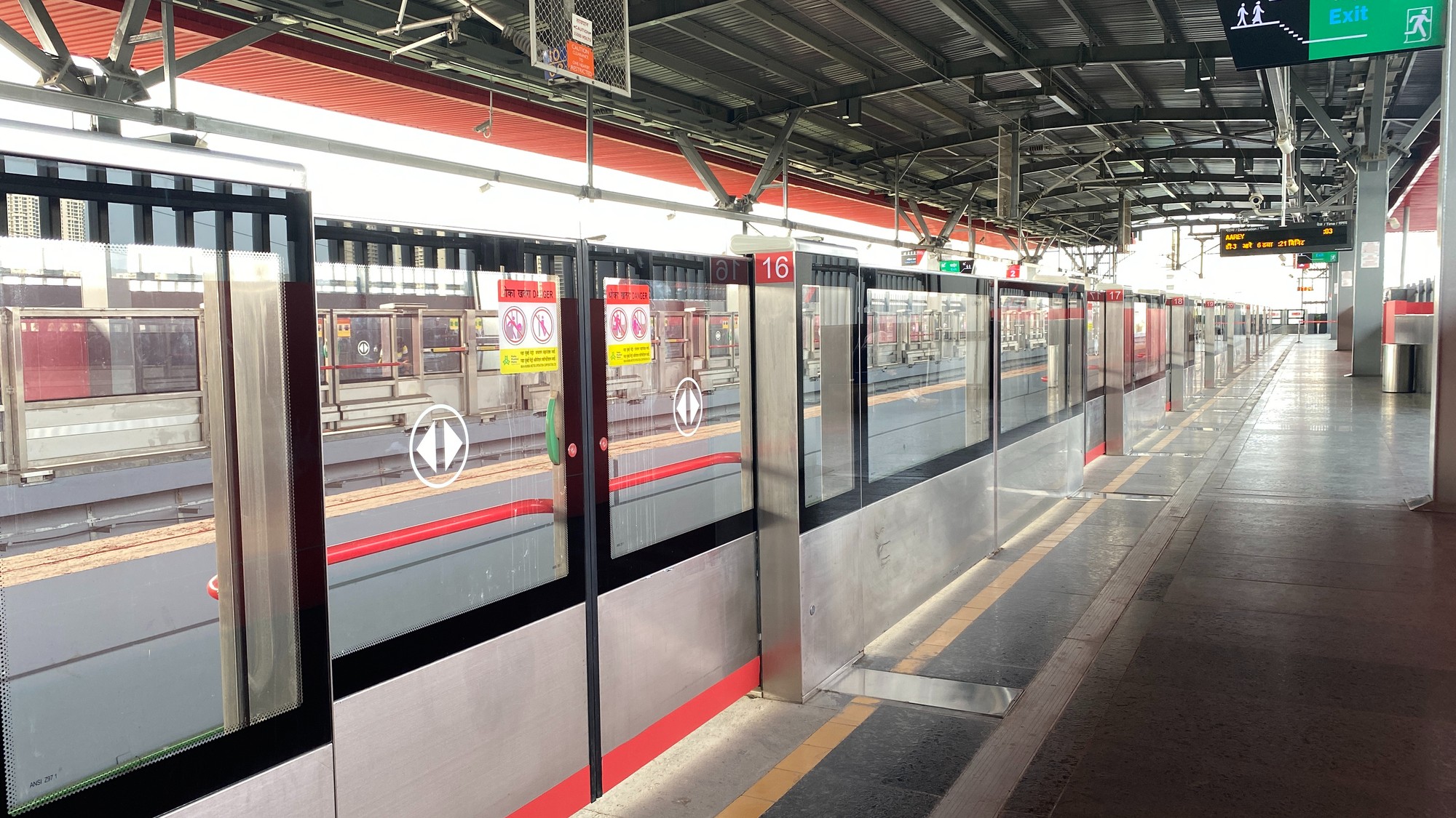 Technical snag disrupts underground Metro services in Mumbai