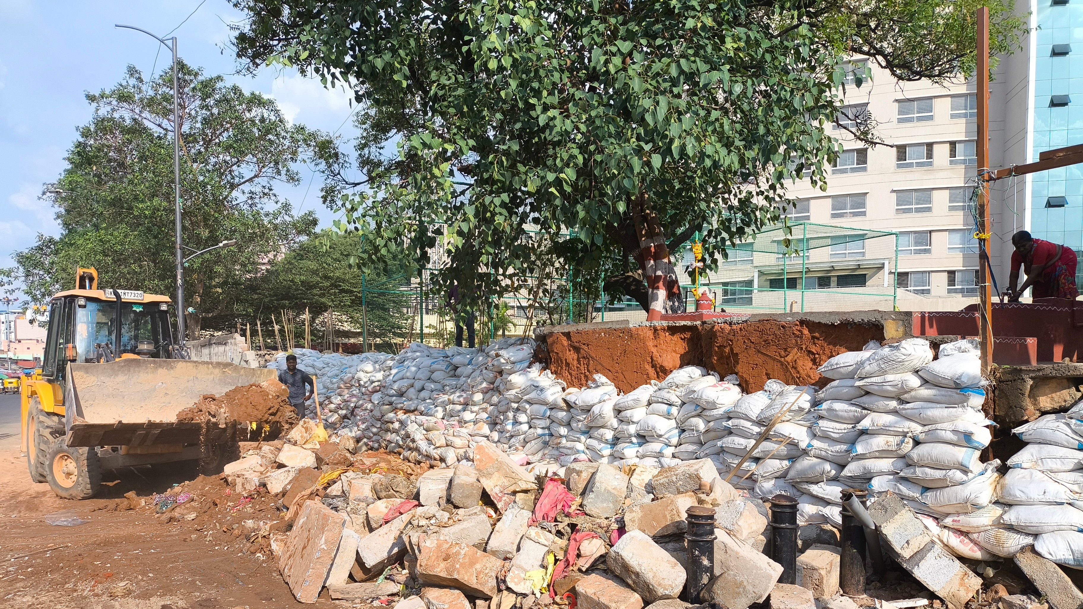 Bowring wall collapse: Lokayukta to submit report next week