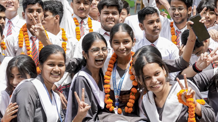 West Bengal Class 10 results: Kalimpong emerges as top performing district with 95.10%