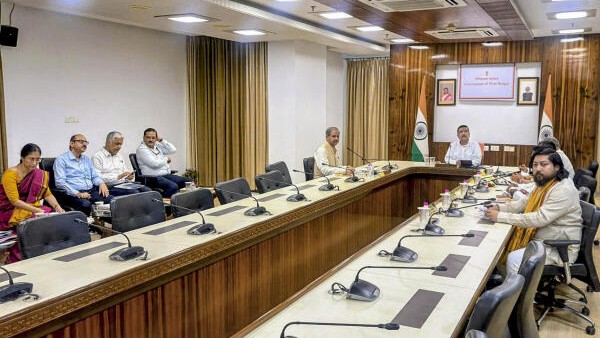 India Politics Highlights | CM Suvendu finalises Bengal Cabinet portfolio allocation for five ministers