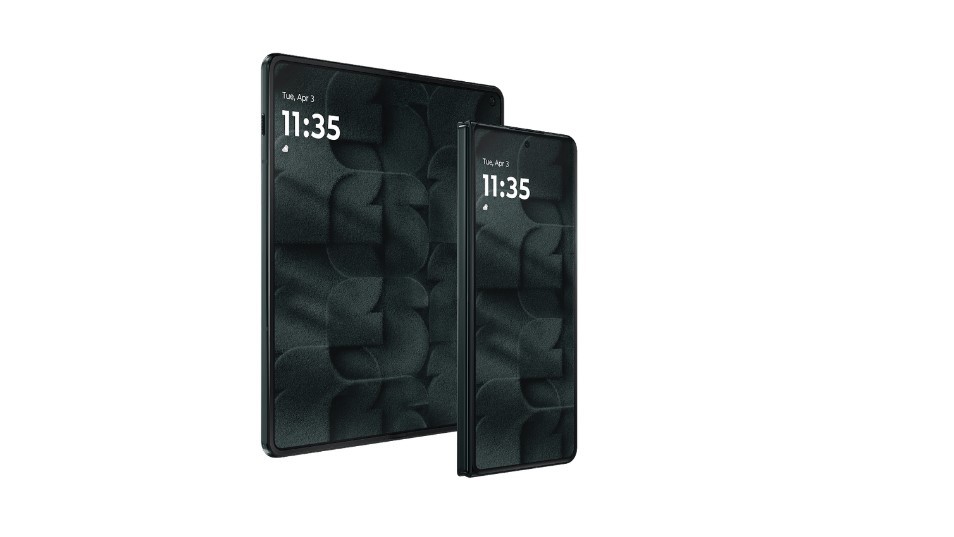 Motorola launches ultra-premium Razr Fold series in India