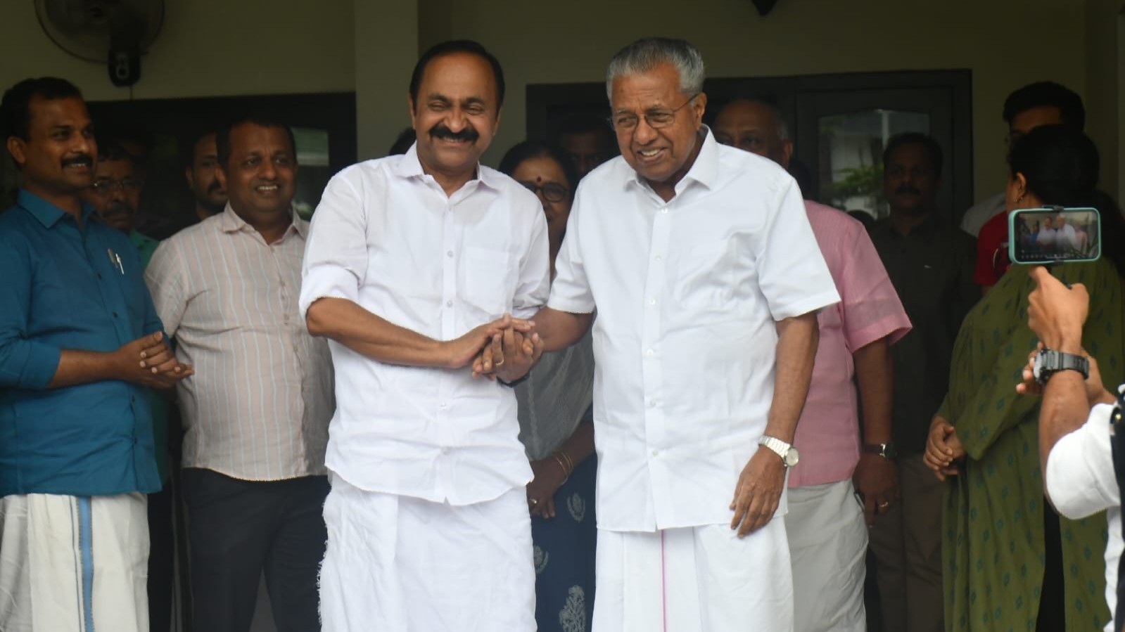 Kerala CM-designate V D Satheesan meets Pinarayi Vijayan, calls on senior leaders in Thiruvananthapuram
