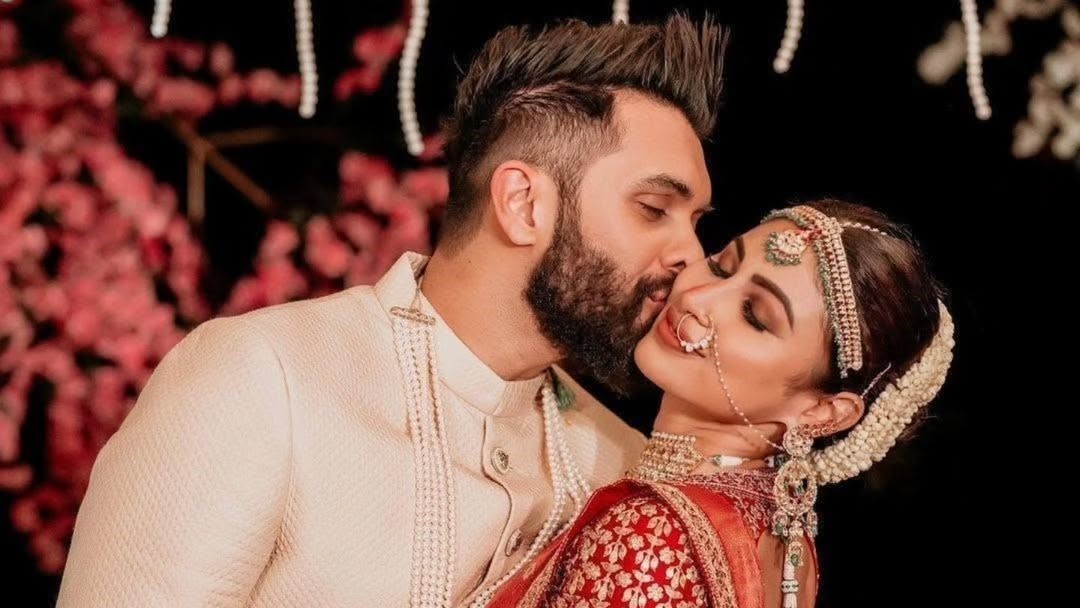 'No alimony, no third party involved': Suraj Nambiar slams 'baseless reports' about his divorce from Mouni Roy