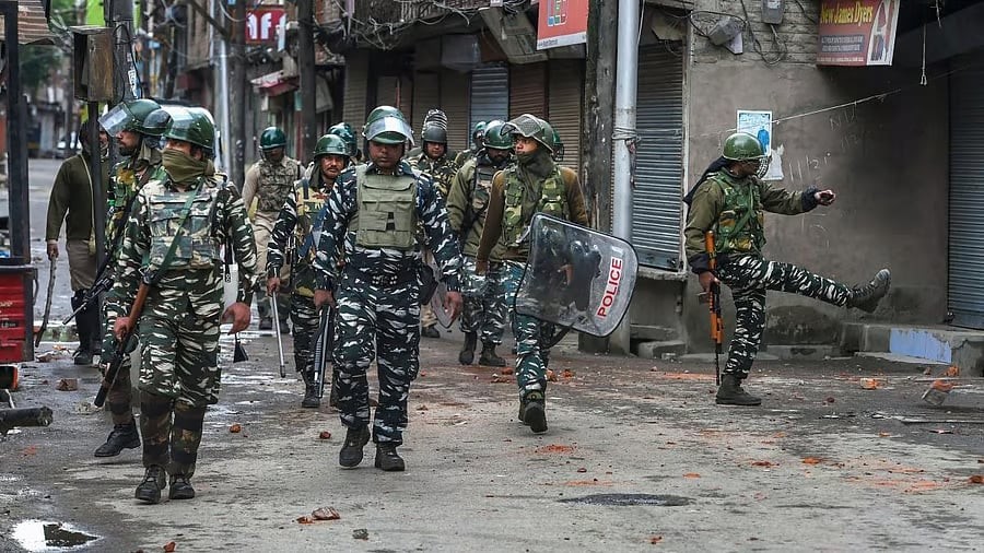 Deployment of 500 CAPF companies in West Bengal extended till June 20