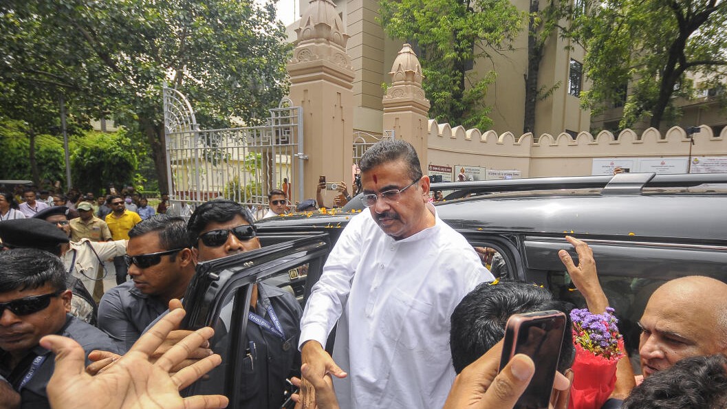 Bangladeshi Infiltrators to Be Handed Over to BSF Instead of Courts: West Bengal CM Suvendu Adhikari