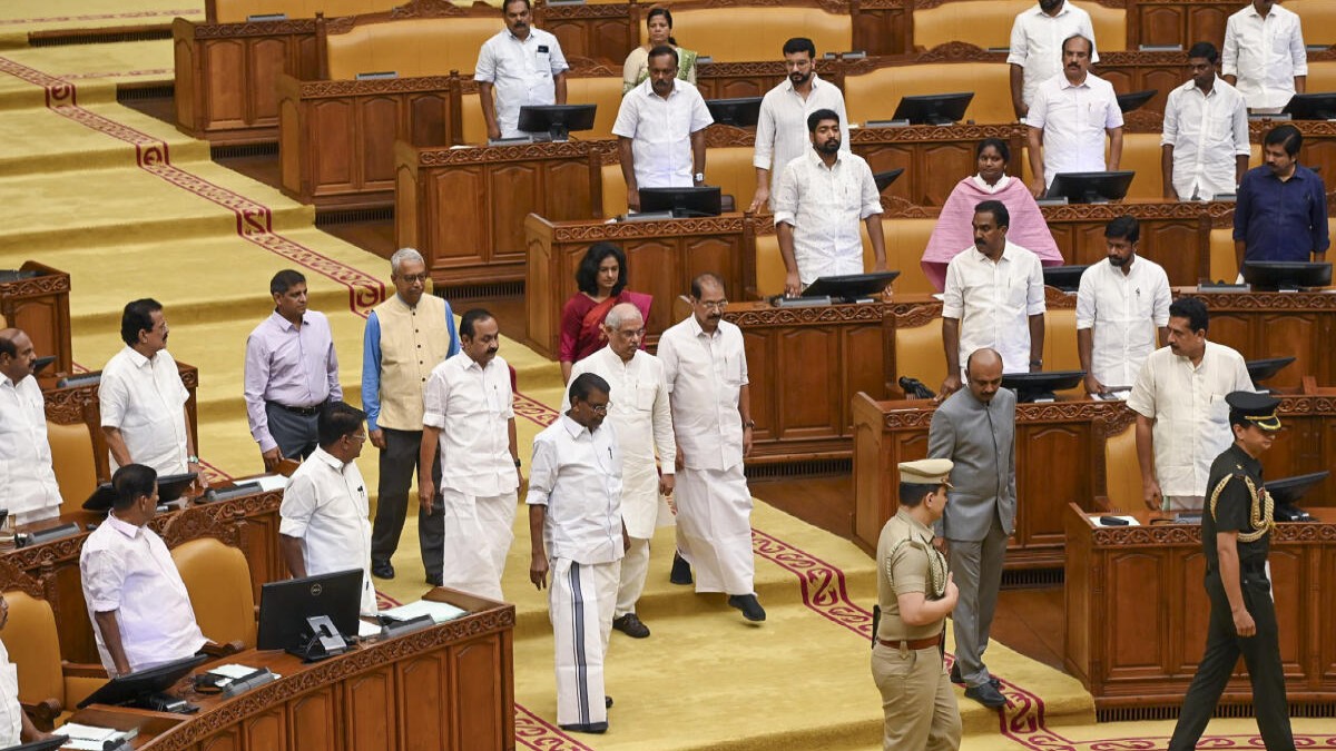 Rendering Vande Mataram in full not mandatory: Kerala CM Satheesan