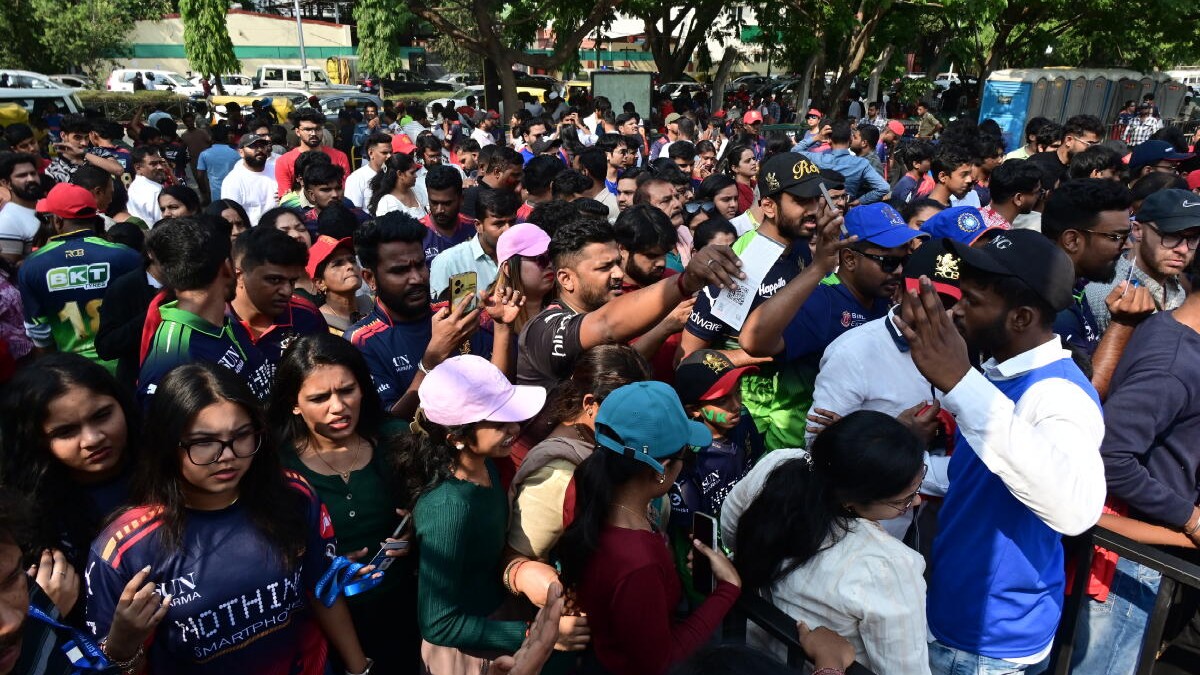 RCB final fever | Bengaluru Police ban rallies, crackers, public celebrations: All you need to know