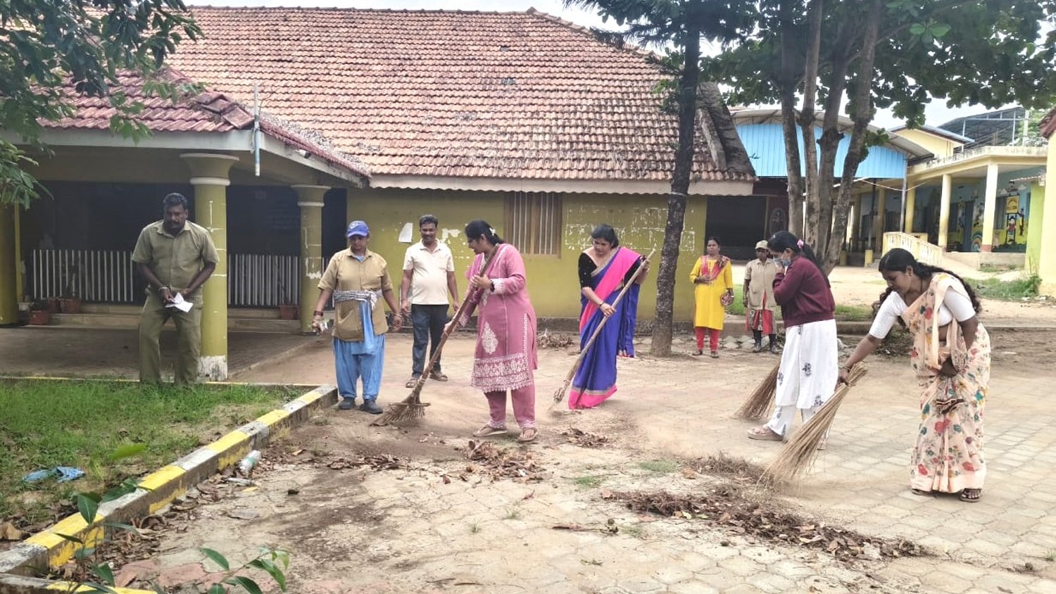 Schools in Karnataka's Chikkamagaluru all set for reopening from June 1
