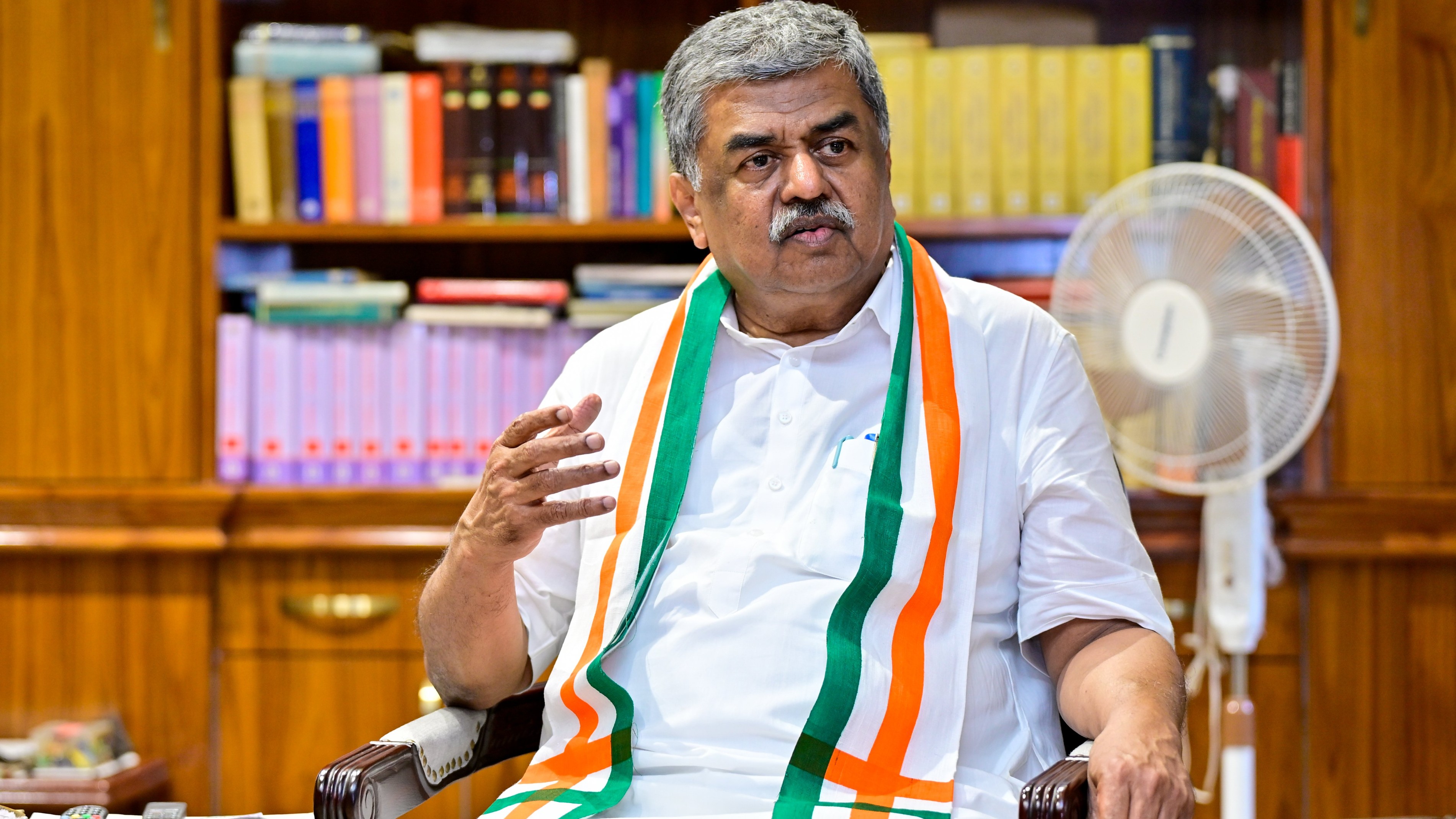 Power-seekers can go with CM D K Shivakumar; party builders join me, says KPCC president
