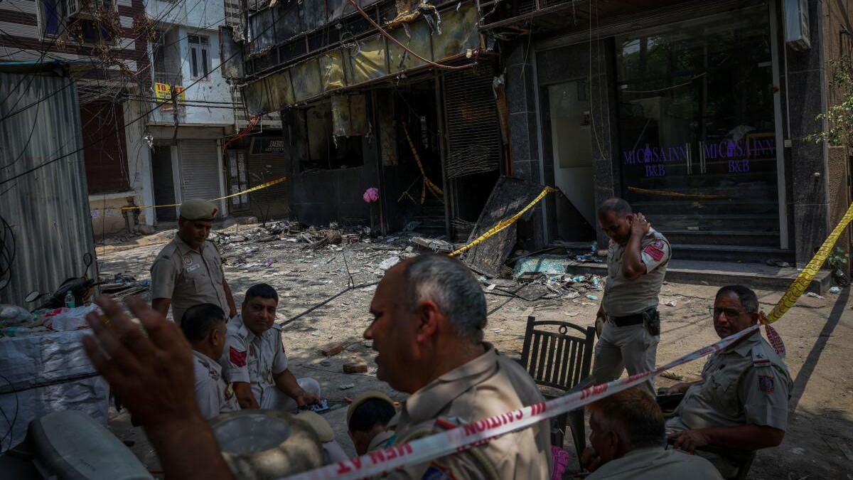 Delhi hotel fire: Bangladeshi woman dies during treatment, death toll rises to 23