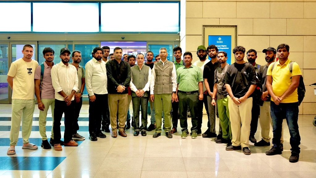 Indian envoy meets 20 rescued crew members of MT Jalveer