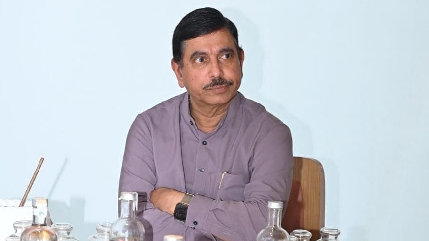 Union Minister Pralhad Joshi objects to Karnataka govt demanding caste certificates for PMGKAY ration