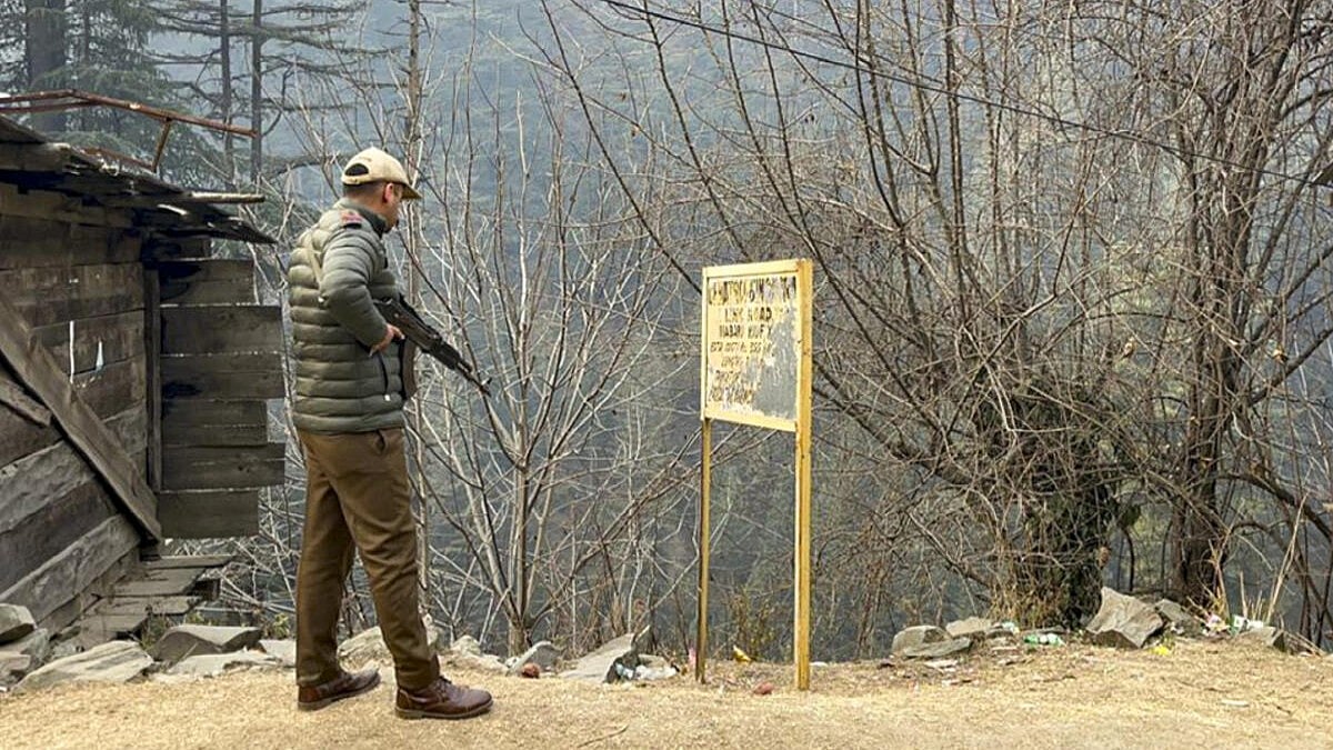 Colonel, major among 40 army personnel booked for alleged assault on police station in J&K's Kishtwar