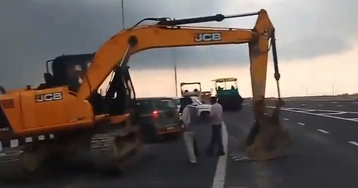 First monsoon rain washes away portion of Ganga Expressway link road in ...
