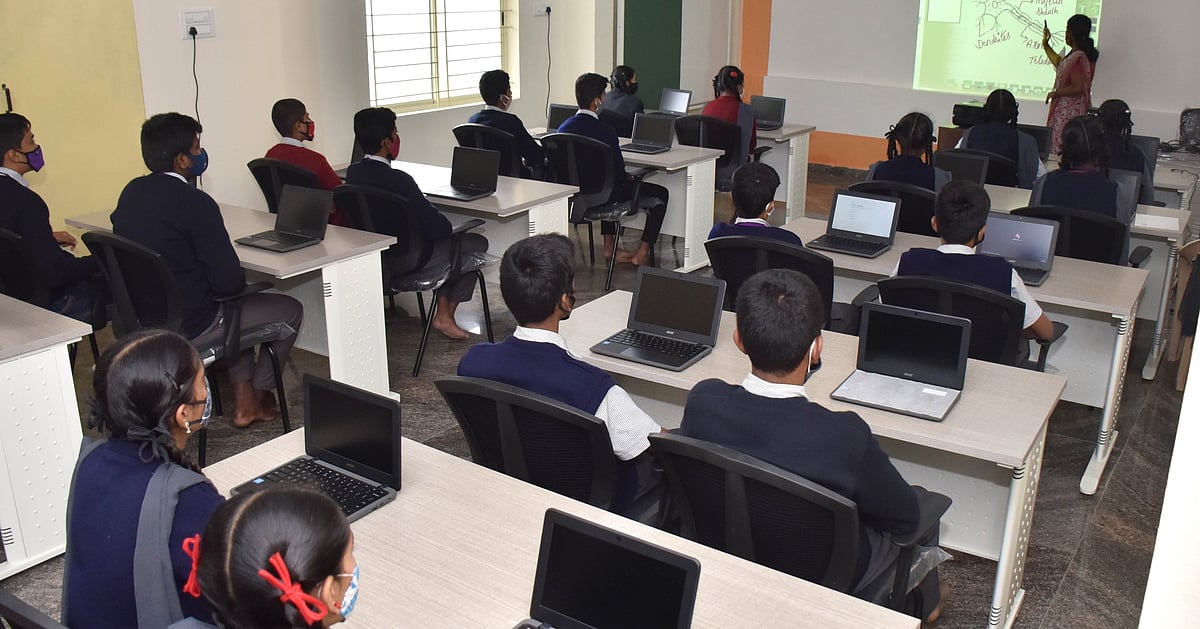 UDISE+ Report Highlights Shift from Government to Private Schools