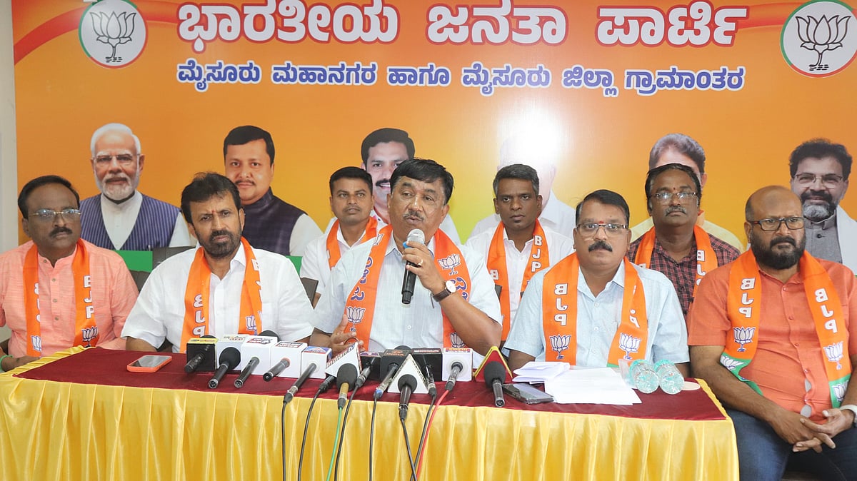 MLC R Raghu urges CM Shivakumar to set right affairs in MDA