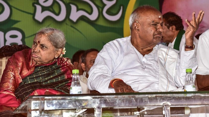 Elaborate preparations made for former PM H D Deve Gowda's wife Chennamma's last rites in Hassan