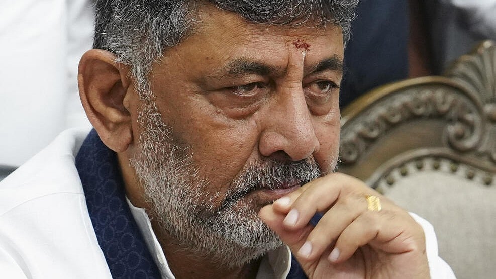 Karnataka Finance Dept Flags Cash Crunch Over Rs 10,000 Crore Road Plan