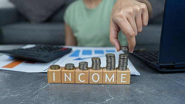 Income Disruption: How to safeguard your finances against job losses in 2026