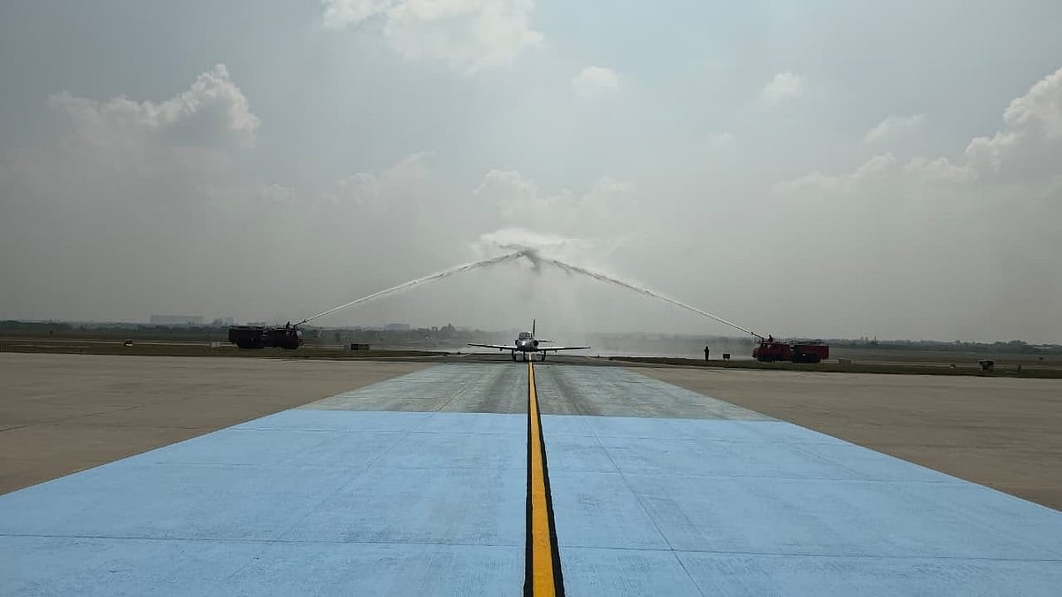 IAF chief A P Singh takes 'last sortie in uniform' near Hyderabad, flies Kiran aircraft