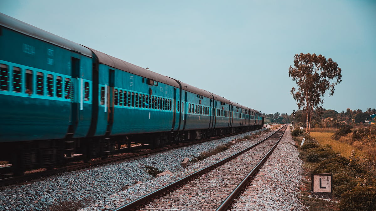Landslide derails locomotive in southern Keralam, disrupts train services