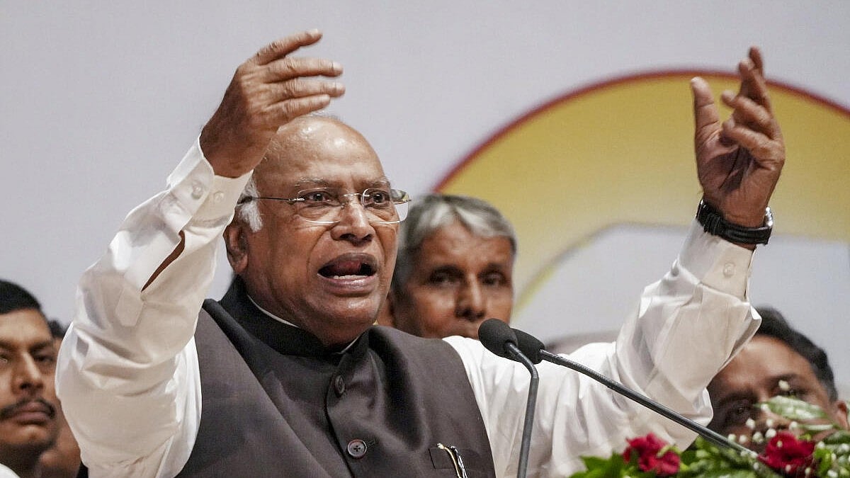 Mallikarjun Kharge: Congress chief Mallikarjun Kharge asserts India cannot witness peace while RSS ideology persists, criticising Nitish Kumar and demanding ballot papers for polls.