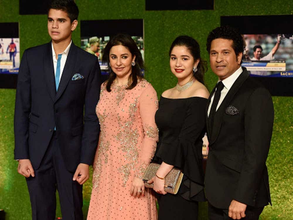 Like father, Like son! Arjun Tendulkar follows Sachin Tendulkar's path  after engagement with Saaniya Chandhok by..., image size:1200x900