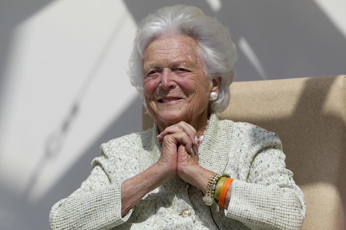 Former first lady Barbara Bush in failing health: family spokesperson