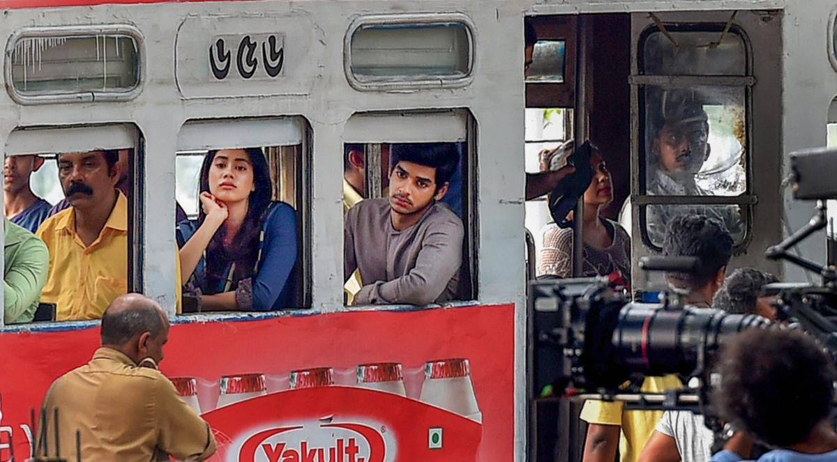 Janhvi-Ishaan wrap 'Dhadak'