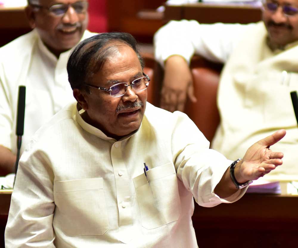 CM looted treasury through Bhagya schemes: Puttaswamy