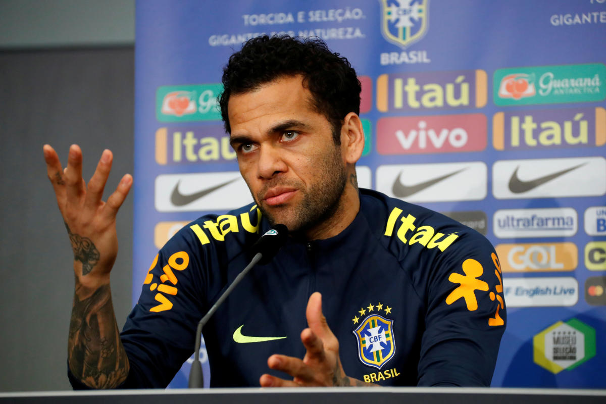 Injured Brazil defender Alves out of WC
