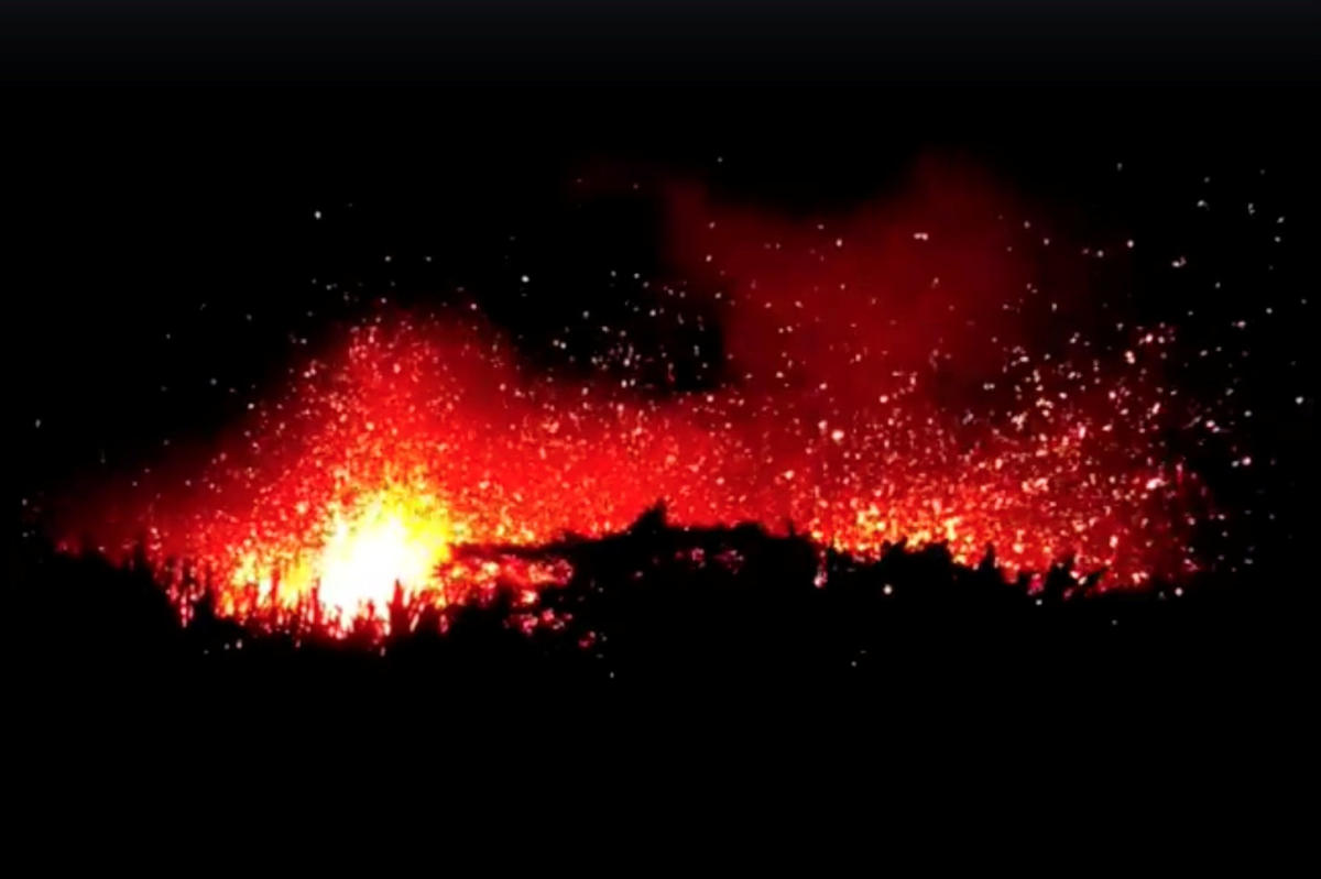 Red alert raised after ash bursts from Hawaii volcano