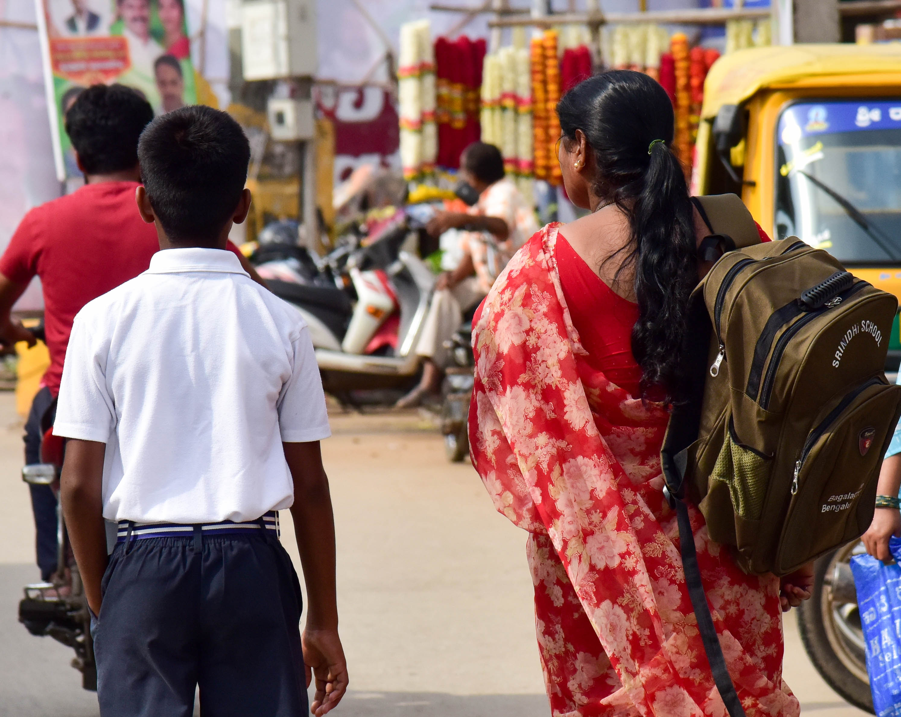 Metrolife: Kids back to school with back woes