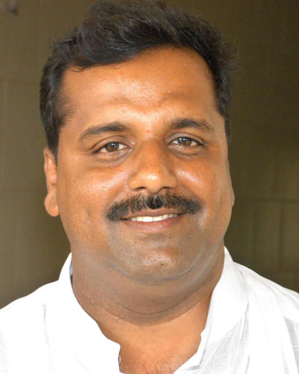 Muslim leaders in Congress are together, says Khader