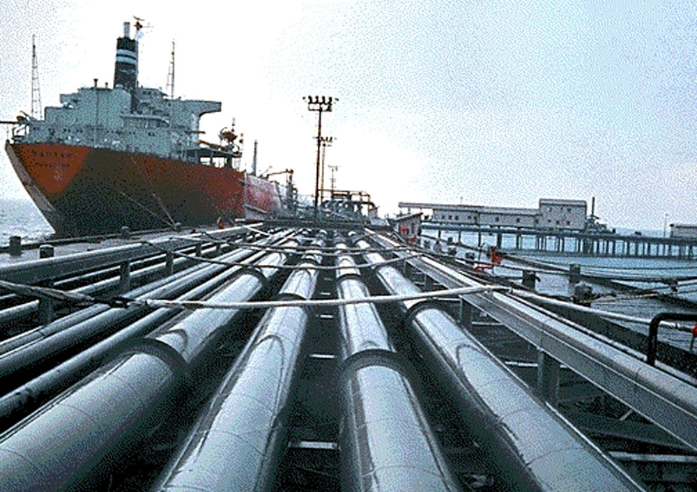 ADNOC signs pact for stake in Ratnagiri refinery