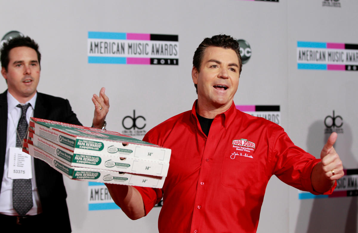 Papa John's founder resigns as chairman 