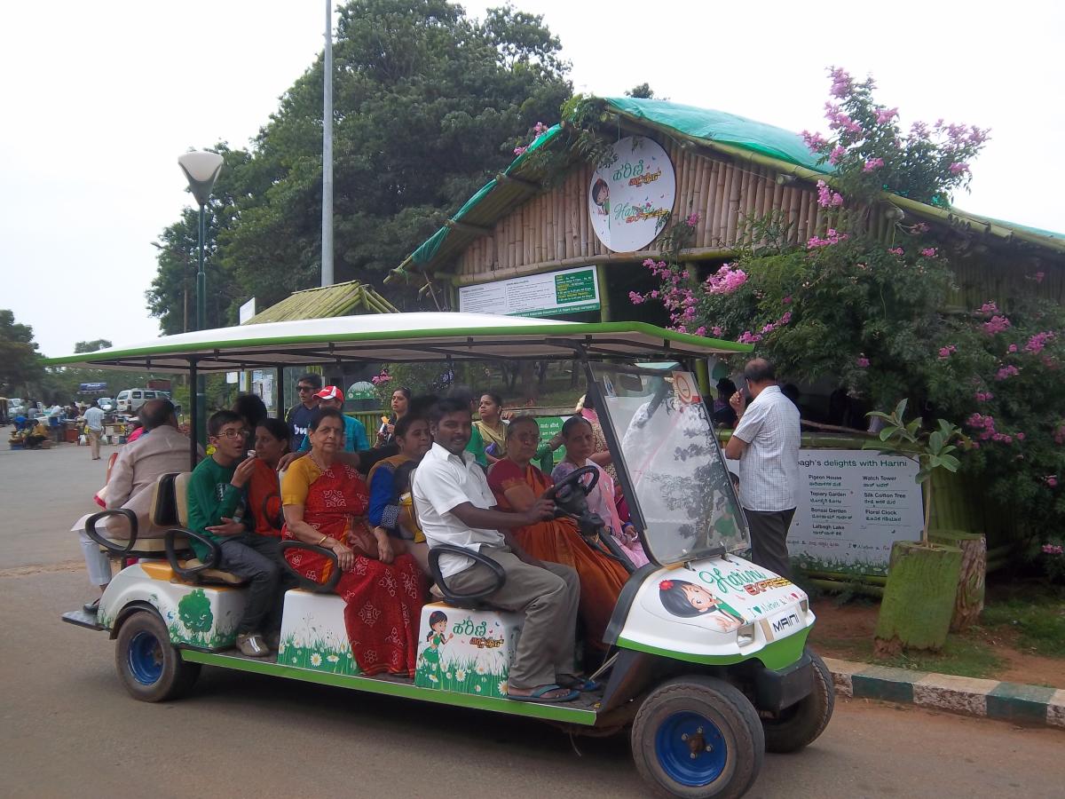 Electric buggies for city’s rail stations